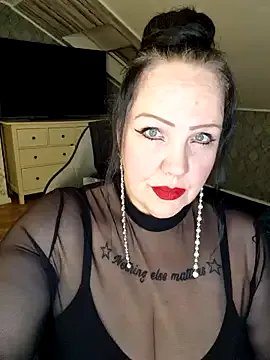 Norayaink from StripChat