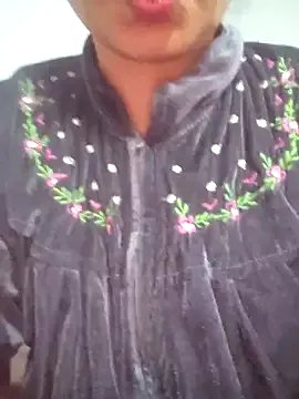 Saishaa from StripChat