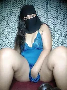 Sexy-Randa from StripChat is Freechat