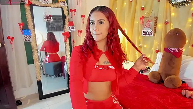 Sophiee_Hill from StripChat