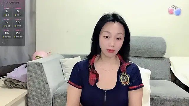 Sunny------ from StripChat