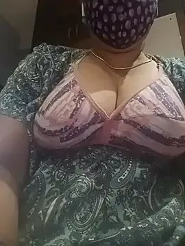 Tamil_Sivani from StripChat
