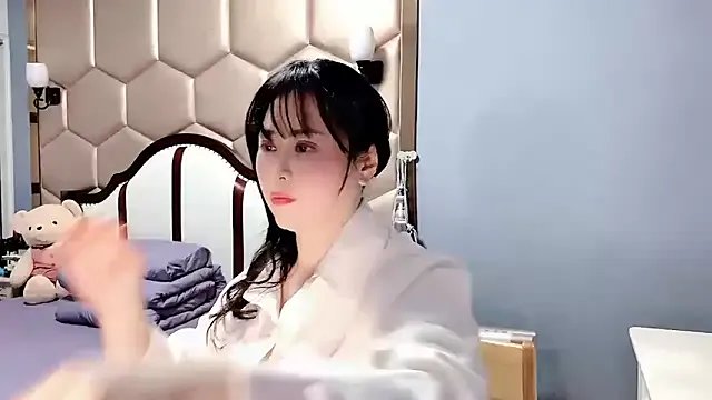 yaoyao22678 from StripChat